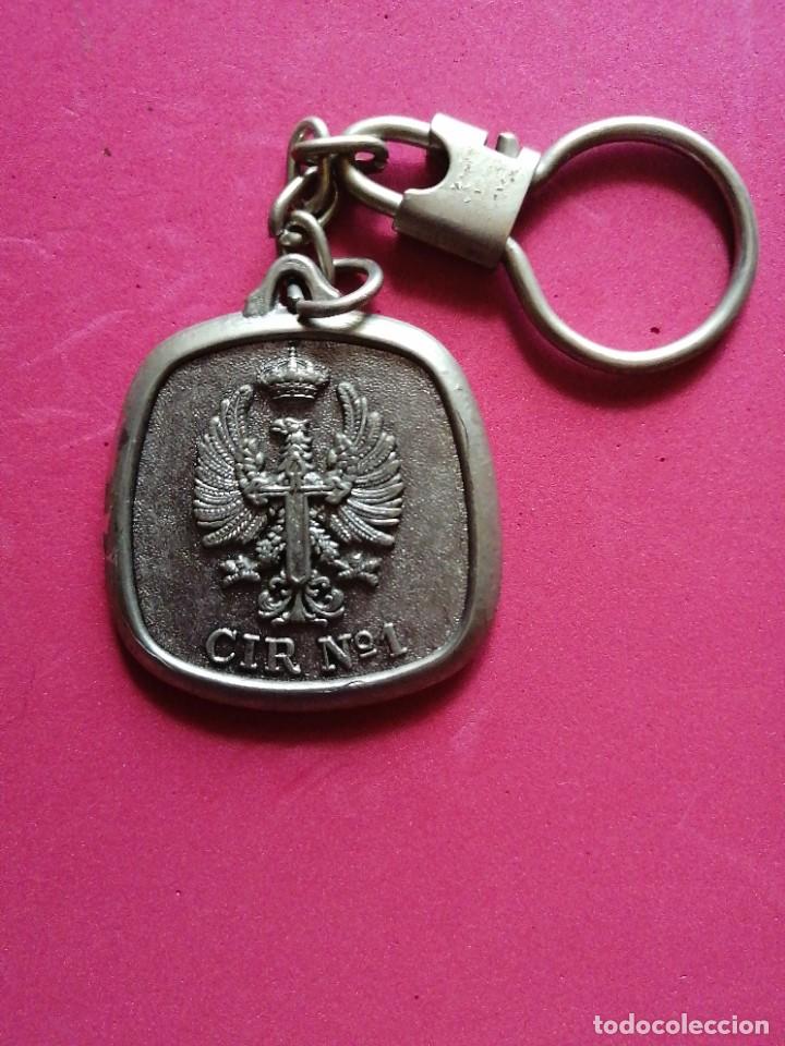 Militaria: Llavero militar CIR 1