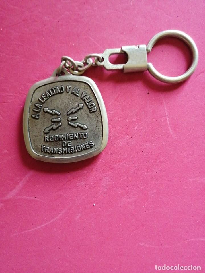 Military Antiques: Llavero militar Regimiento de Tranmisiones