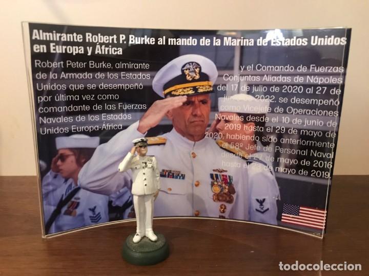 Military Antiques: Almirante Robert P. Burke al mando de la Marina de Estados Unidos