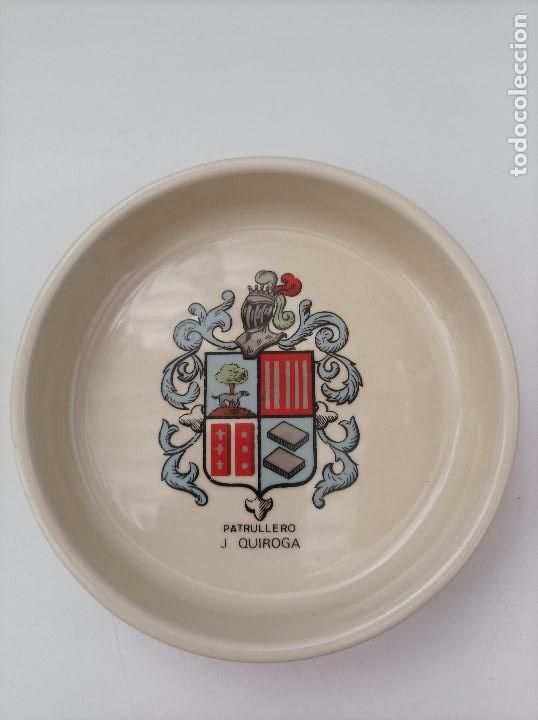 Military Antiques: Platillo cenicero en ceramica. PATRULLERO J. QUIROGA.