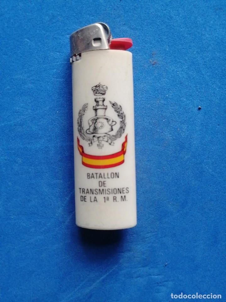 Militaria: Mechero Militar Batall&oacute;n de Transmisiones de la 1 Regi&oacute;n Militar