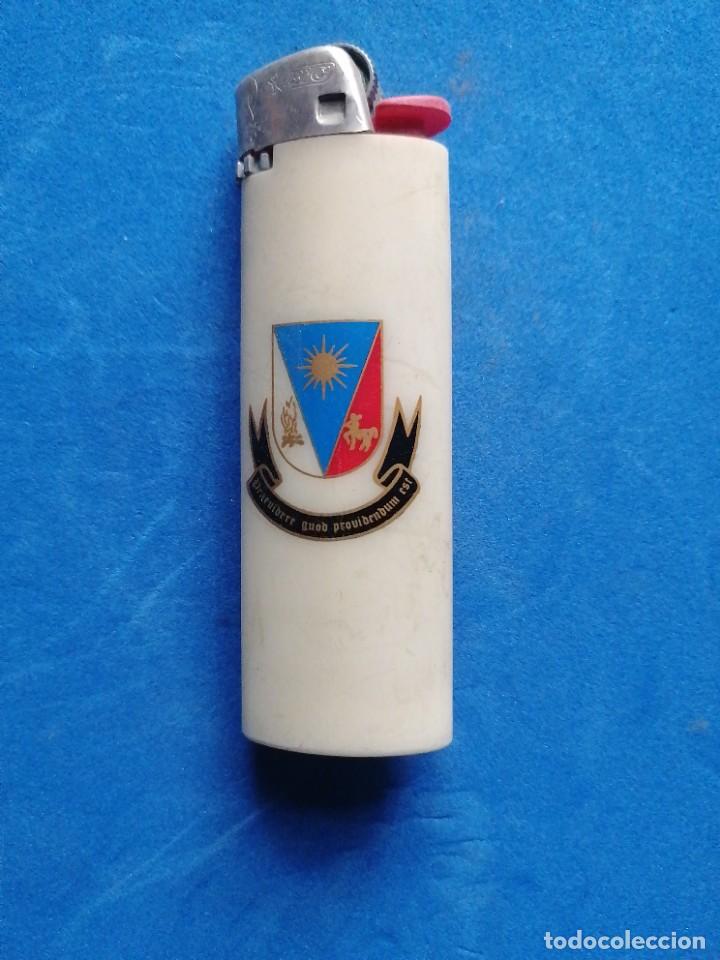 Militaria: Mechero Militar
