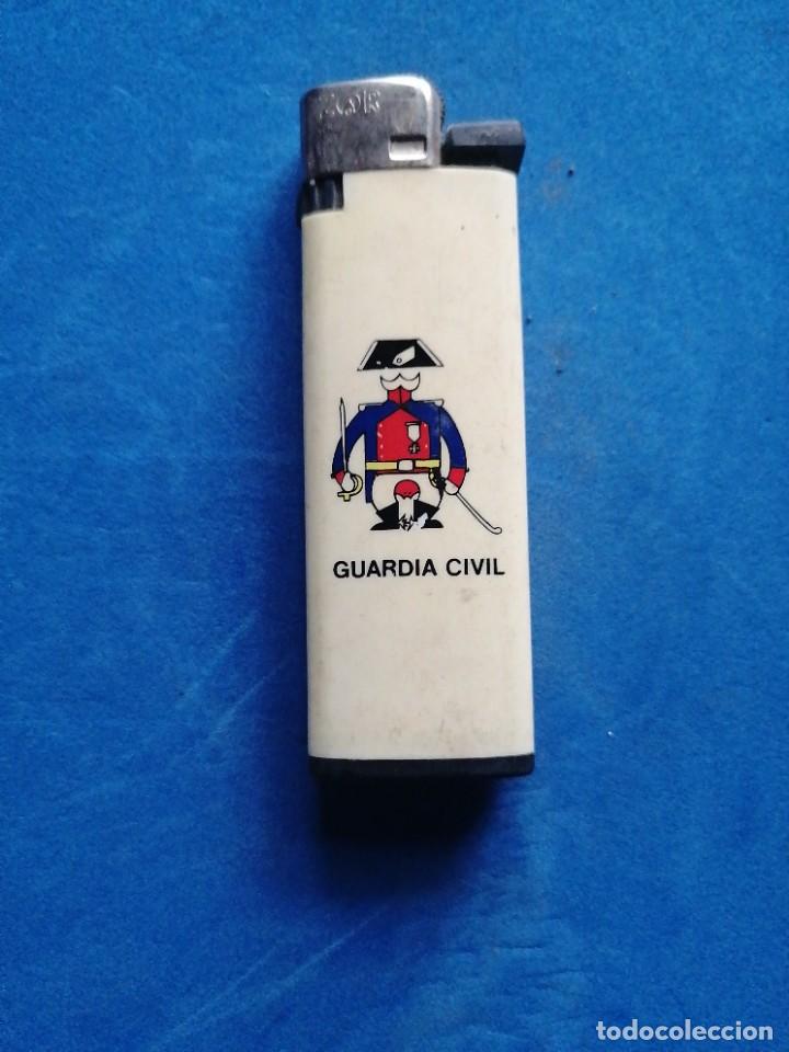 Militaria: Mechero Guardia Civil