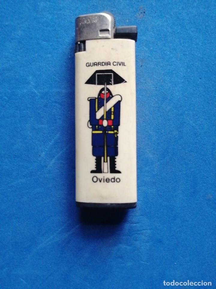 Militaria: Mechero Guardia Civil