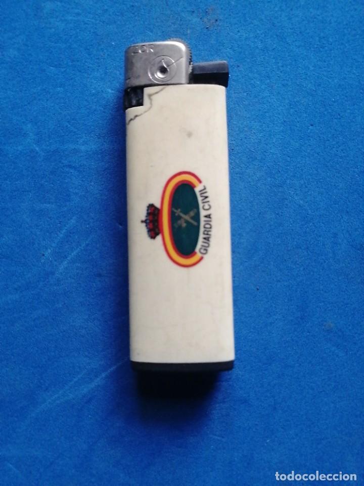 Militaria: Mechero Guardia Civil