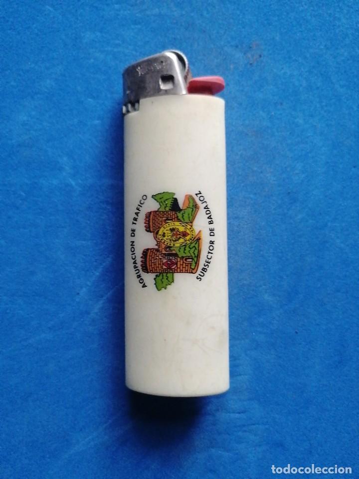 Militaria: Mechero Guardia Civil