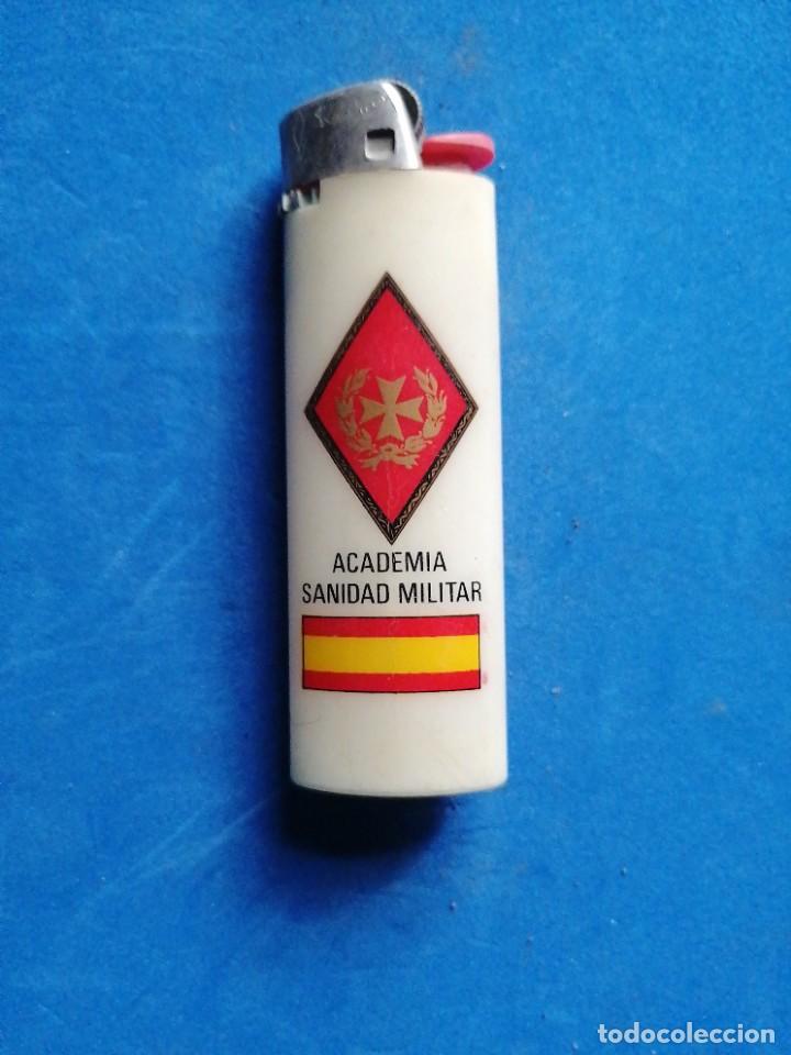 Militaria: Mechero Academia Sanidad Militar