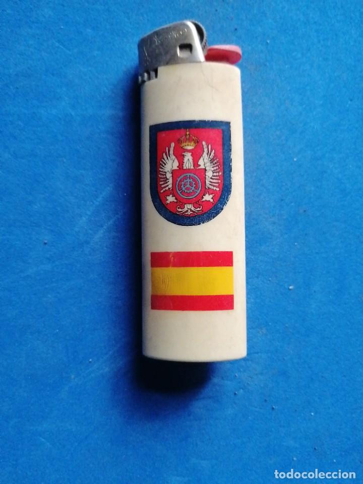 Militaria: Mechero Militar