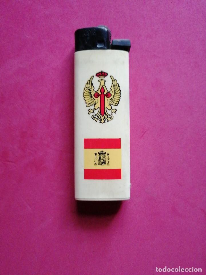 Militaria: Mechero Militar
