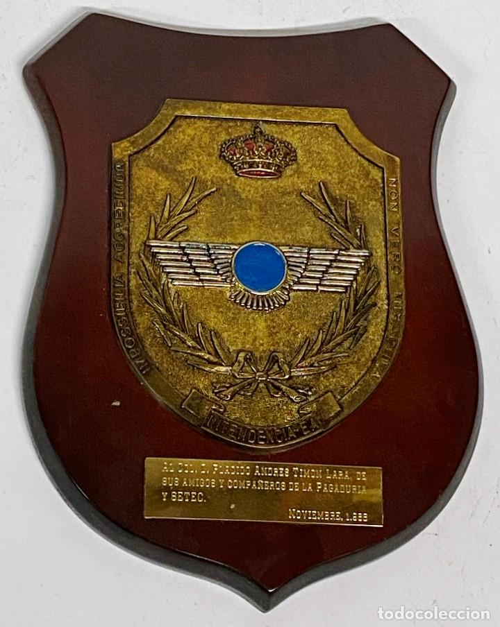 Military Antiques: ANTIGUA METOPA DE AVIACION, INTENDENCIA, MIDE 26 CMS.