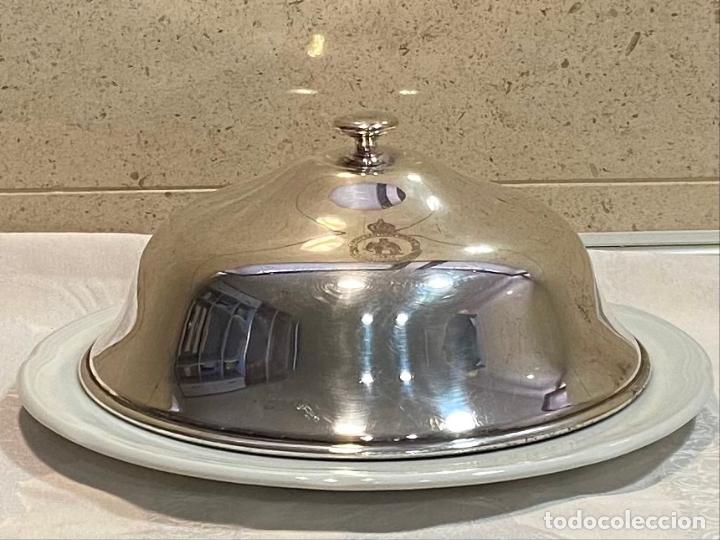 Military Antiques: 88.- Cloch&eacute;. Placa de plata. India Army Canteen Board. 1.913 -1.927