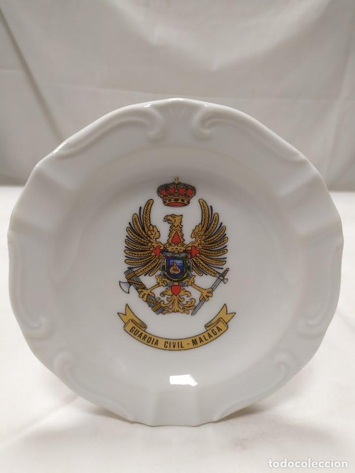 Military Antiques: Cenicero de cer&aacute;mica Guardia Civil M&aacute;laga. Cer&aacute;mica Cartagena