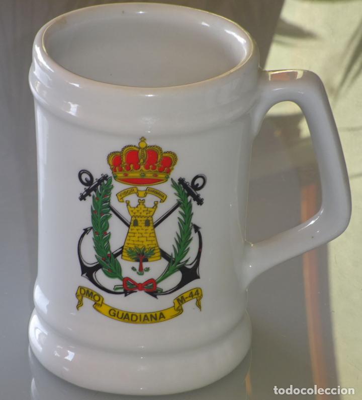 Militaria: JARRA MILITAR. ARMADA MARINA. JARRA BUQUE BARCO DRAGAMINAS GUADIANA M-44. 13CM. 550GR