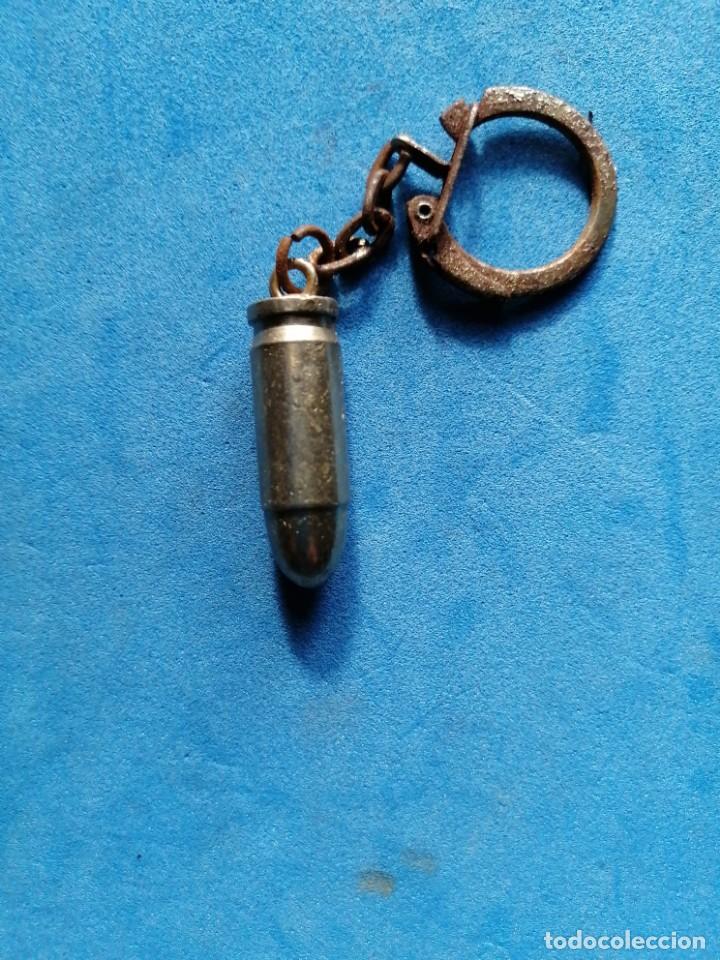 Militaria: Llavero bala