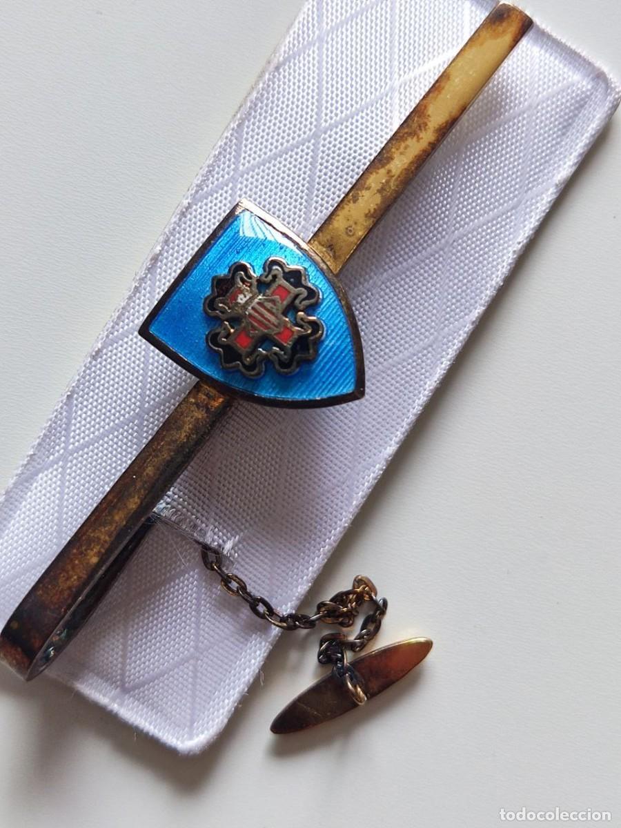 Military Antiques: PISACORBATAS. DIVISI&Oacute;N DE INFANTER&Iacute;A MAESTRAZGO N&ordm; 3. VALENCIA. MILITAR. EJ&Eacute;RCITO. A&Ntilde;OS 1970-80.