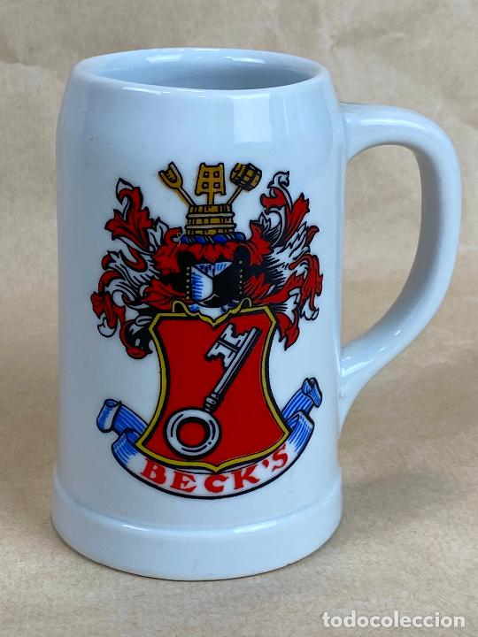 Military Antiques: TAZA MILITAR