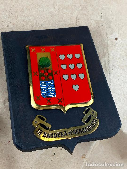 Militaria: METOPA MILITAR ESCUDO