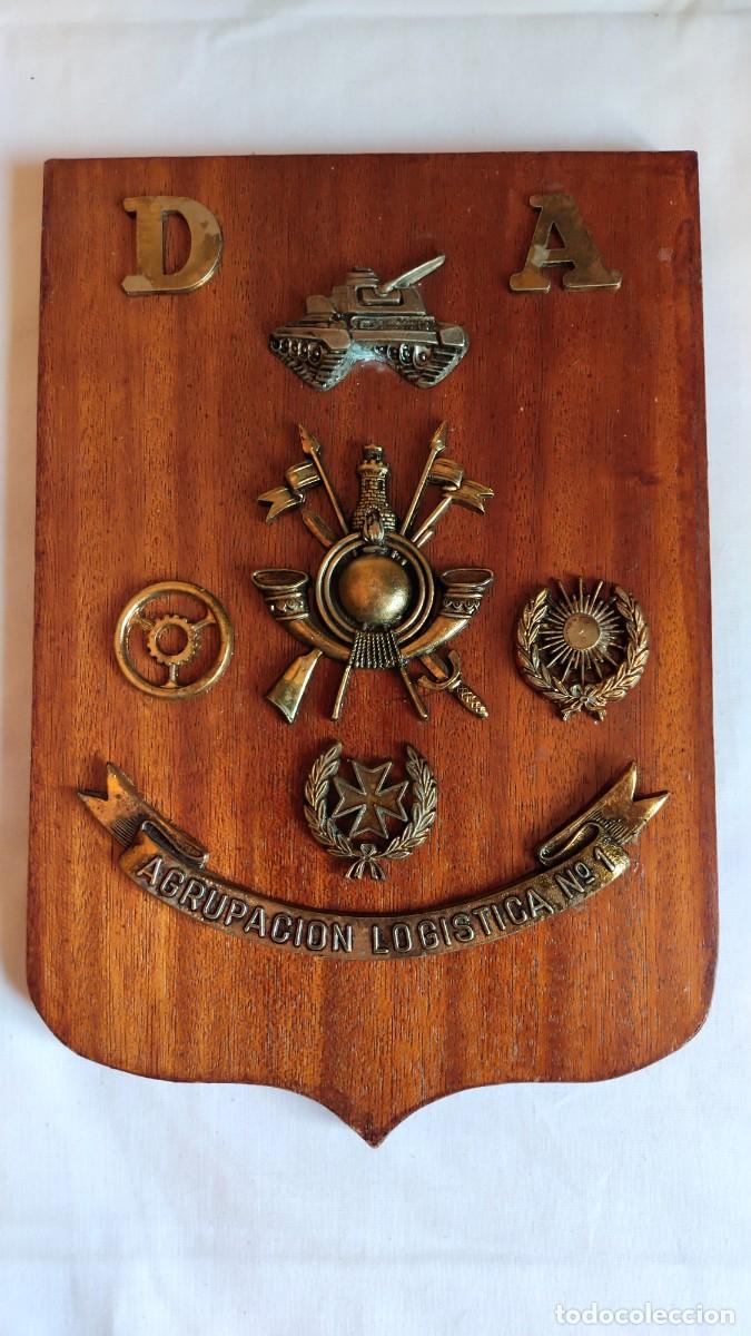 Military Antiques: Metopa. Bronce sobre madera. Agrupaci&oacute;n log&iacute;stica N&ordm; 1. Divisi&oacute;n acorazada. romanjuguetesymas.