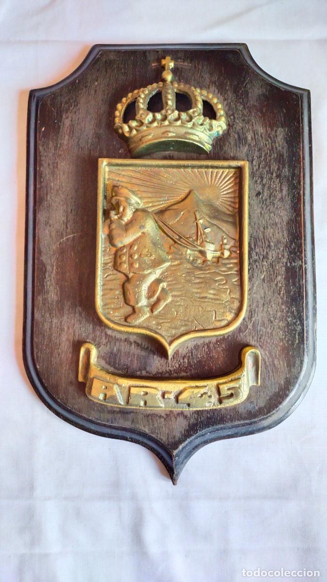 Military Antiques: Antigua metopa. Bronce sobre madera. AR-45. romanjuguetesymas.