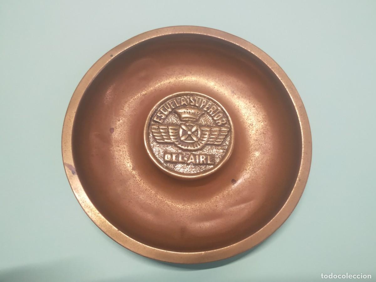 Military Antiques: ANTIGUO CENICERO PLATO DE LA ESCUELA SUPERIOR DEL AIRE
