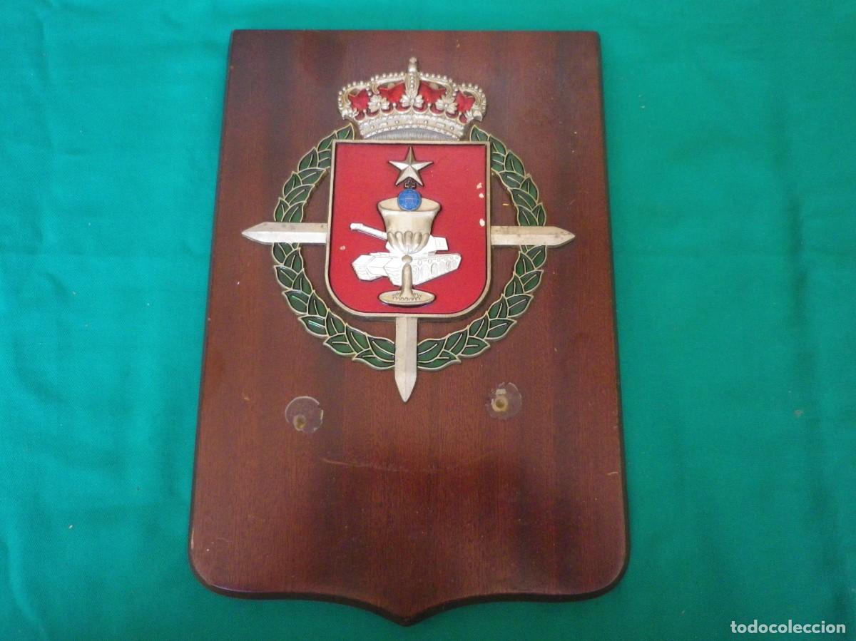 Military Antiques: SUPER OFERTA: METOPA MILITAR EN BRONCE,ESMALTADA Y EN MADERA.