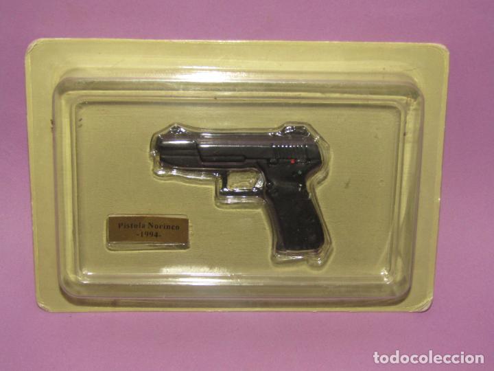 Militaria: Colecci&oacute;n ARMAS HIST&Oacute;RICAS de SALVAT - Pistola STAR 28/30 de 1981