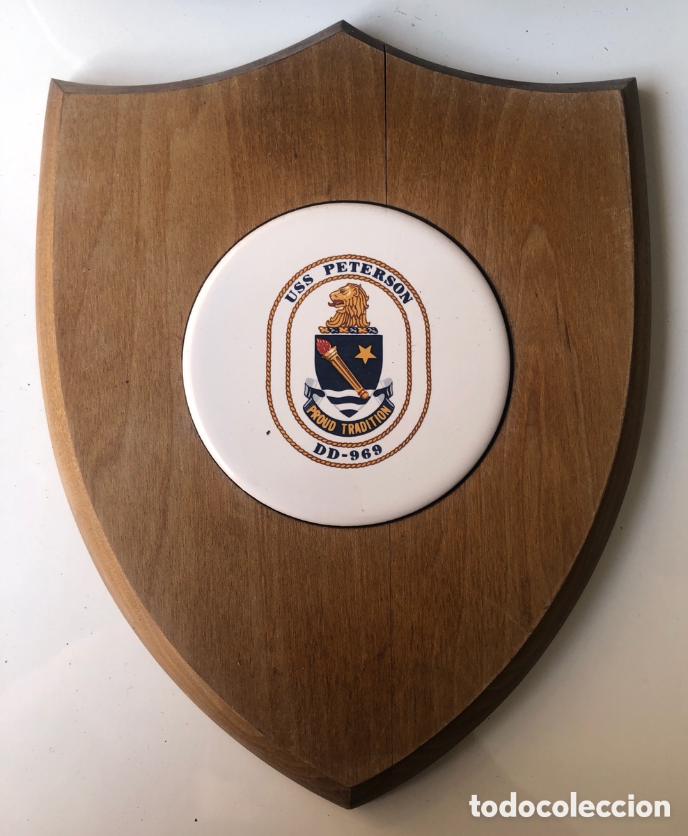 Military Antiques: METOPA MILITAR DE PORCELANA-USS PETERSON DD-969.