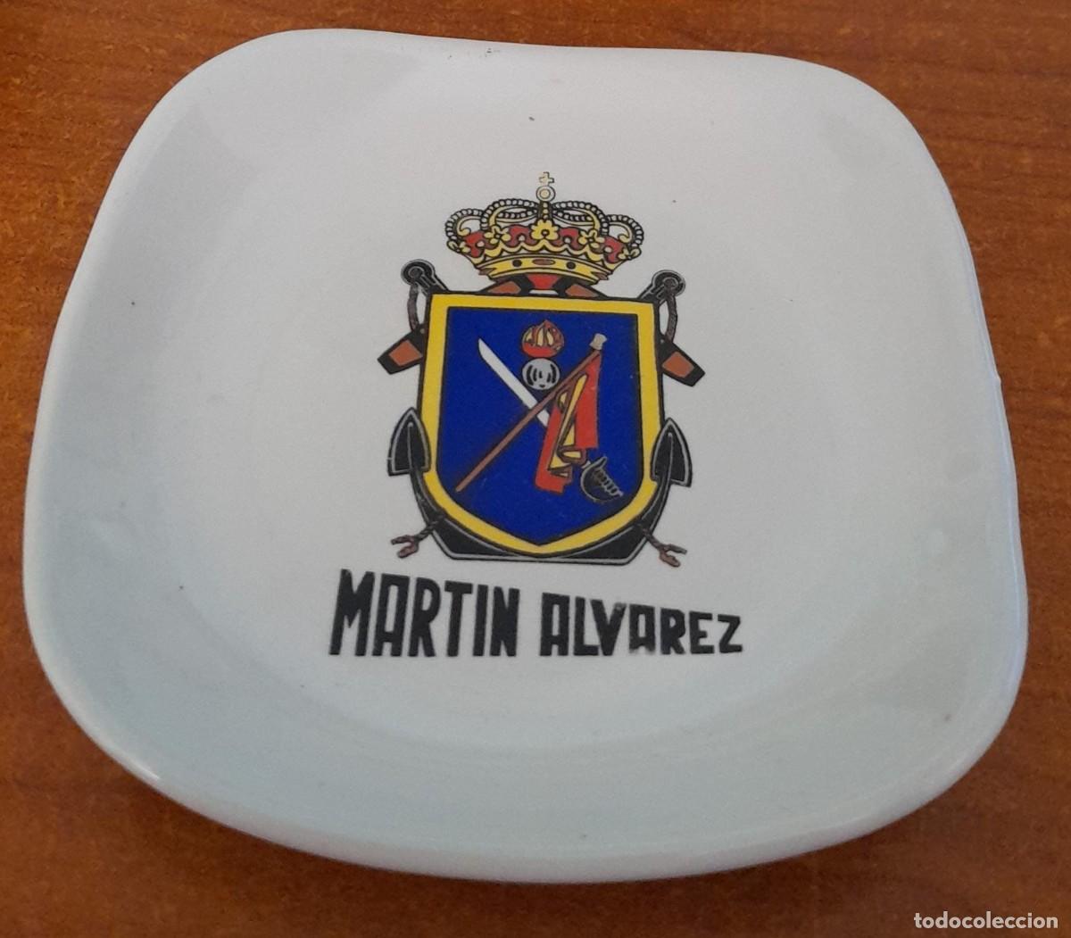 Militaria: CENICERO DE PORCELANA DEL MART&Iacute;N &Aacute;LVAREZ, DE LA ARMADA
