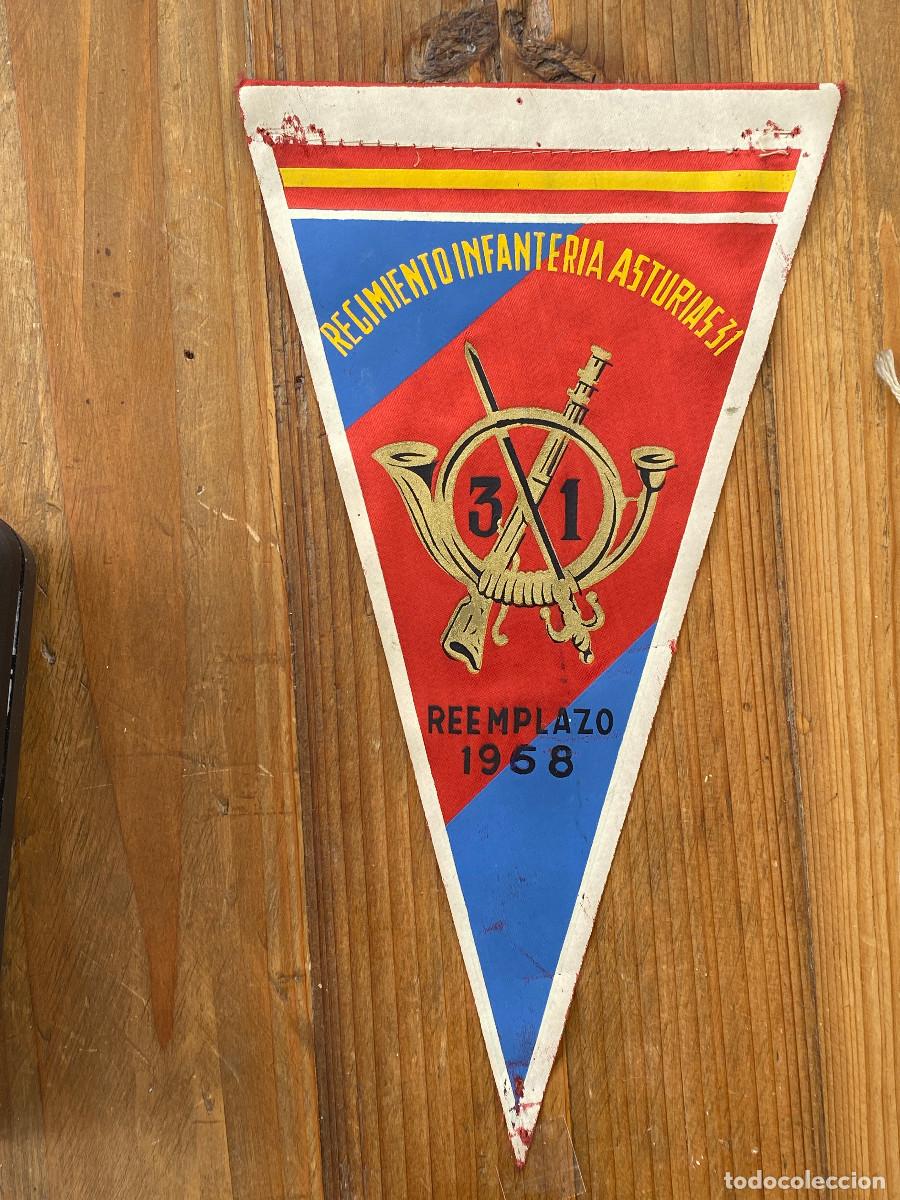 Military Antiques: BANDERIN REGIMIENTO INFANTERIA N.31, REEMPLAZO A&Ntilde;O 1968, MIDE 27 CMS.