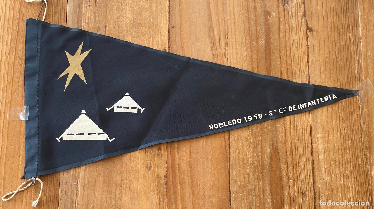 Military Antiques: BANDER&Iacute;N MILITAR, ROBLEDO 1959, 3&ordf; CIA. DE INFANTER&Iacute;A, MIDE 30,5 CMS.