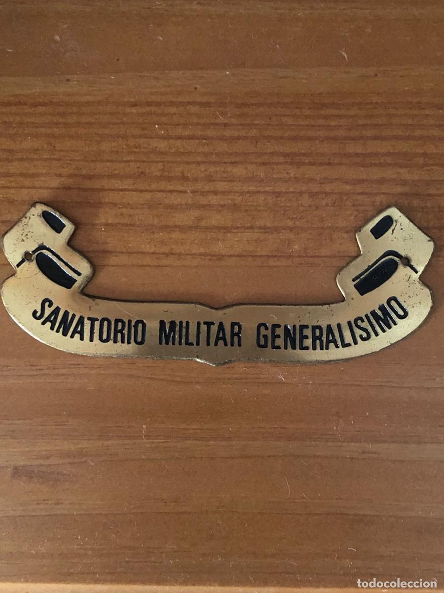 Militaria: PLACA BRONCE SANATORIO MILITAR GENERALISIMO.10,5 CENTIMETROS.