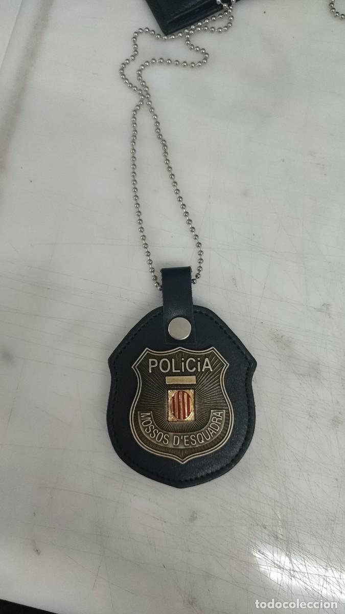 Military Antiques: Portaplaca cuello Mossos D'esquadra