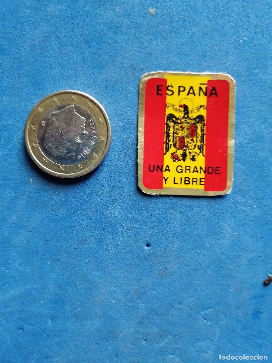 Military Antiques: Pegatina Bandera Espa&ntilde;ola con el &Aacute;guila de San Juan