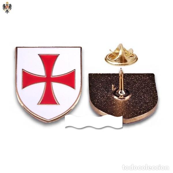 Militaria: PIN TEMPLARIO BROCHE CRUZ TEMPLARIA ESMALTADO. 2 X 1 CMS