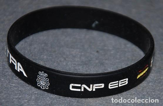 Militaria: PULSERA DE SILICONA CNP AD ASTRA PER ASPERA &rdquo;a las estrellas por el sacrificio&rdquo;