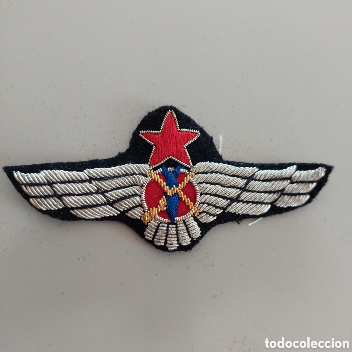 Military Antiques: Emblema parche rokiski republica ej&eacute;rcito popular