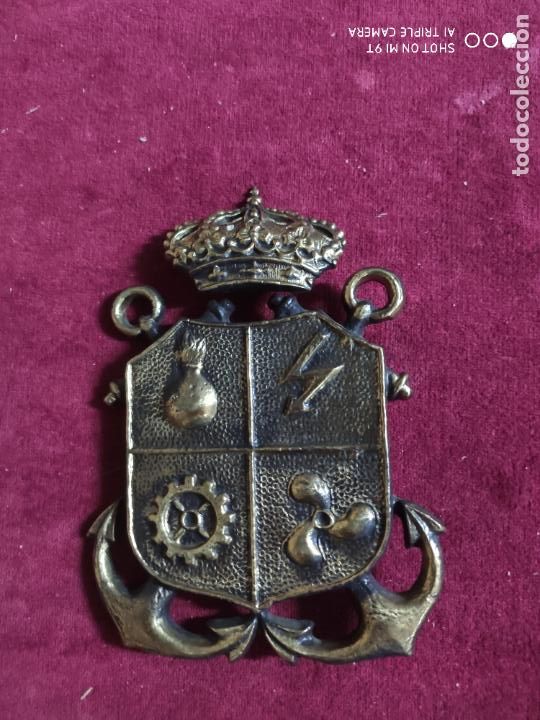 Military Antiques: metopa militar a identificar 16 x 11 cm