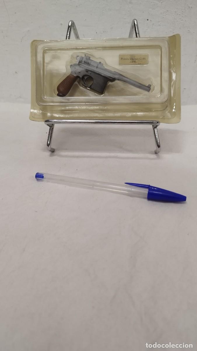 Militaria: ANTIGUA ARMA Pistola Mauser C-96 -1896- DE COLECCION EN MINIATURA EN SU BLISTER SIN ABRIR