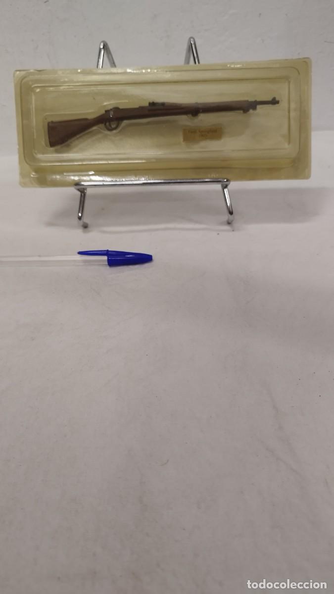 Militaria: ANTIGUA ARMA Fusil Springfield -1903- - DE COLECCION EN MINIATURA EN SU BLISTER SIN ABRIR
