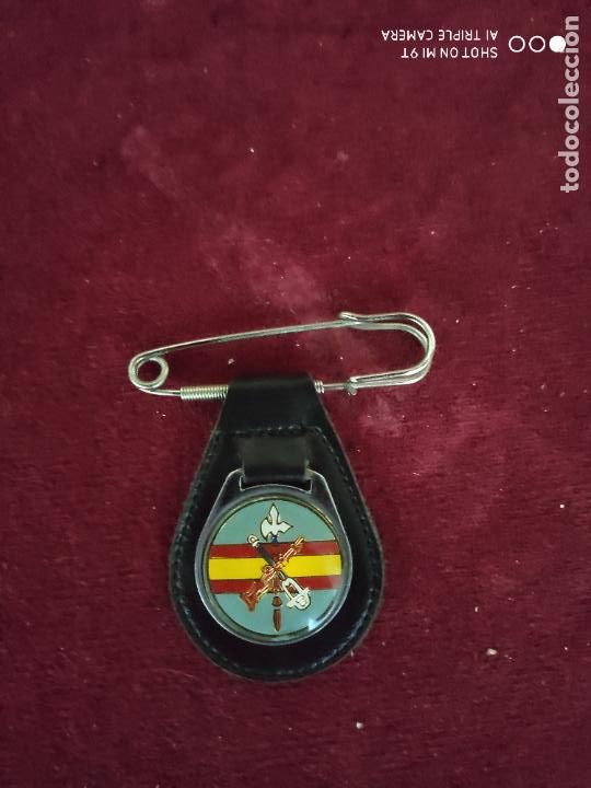 Military Antiques: llavero alfiler de la legion