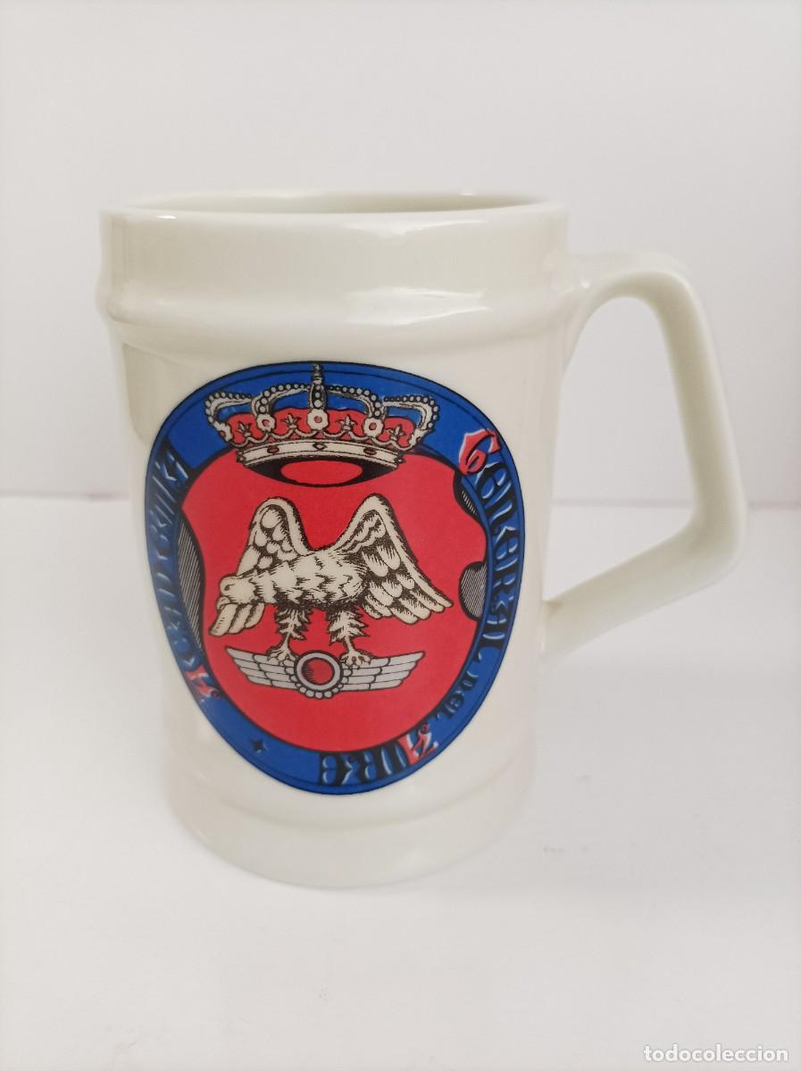 Military Antiques: Ejercito del Aire. Jarra cer&aacute;mica. ACADEMIA GENERAL DEL AIRE .