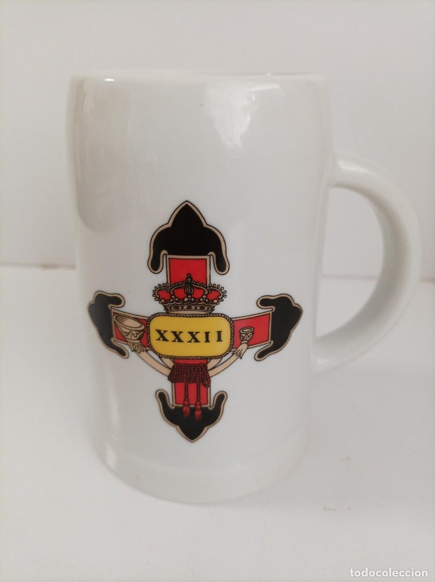Military Antiques: Ejercito de Tierra. Jarra cer&aacute;mica. BRIGADA INFANTERIA MOTORIZADA XXXII.