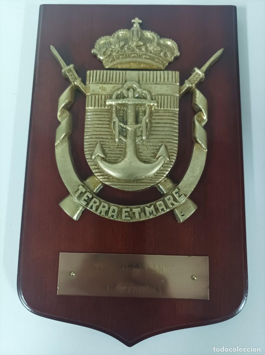 Militaria: Metopa naval. TERCIO LEVANTE - CARTAGENA. Bronce sobre madera.