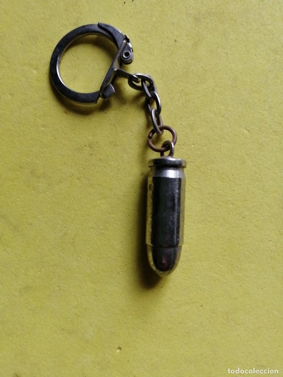 Militaria: Llavero bala