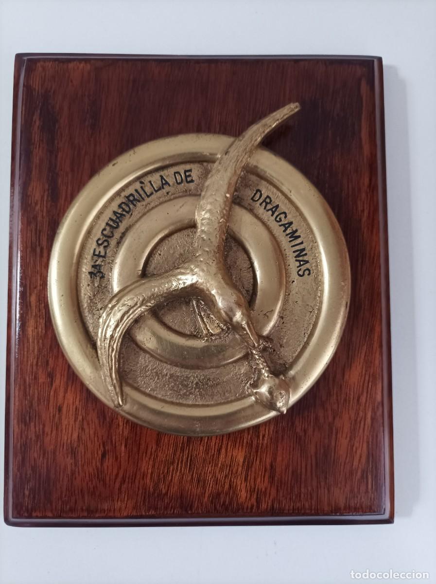 Militaria: Metopa naval. 3&ordf; ESCUADRILLA DE DRAGAMINAS. Bronce sobre madera.