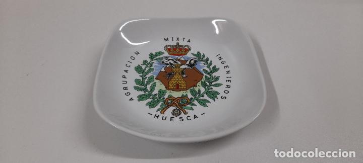 Militaria: OBJETO DECORATIVO MILITAR . AGRUPACION MIXTA DE INGENIEROS . HUESCA . REALIZADO EN CERAMICA
