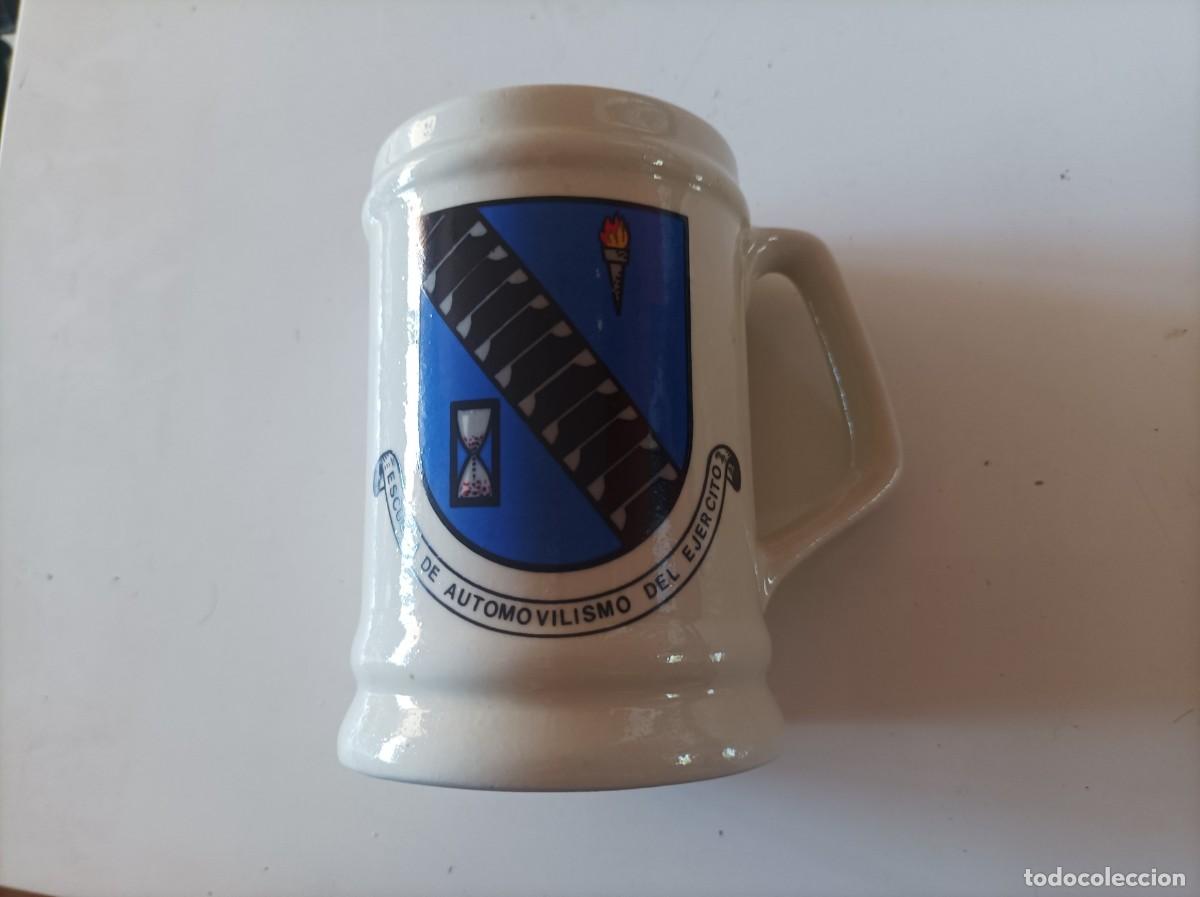 Militaria: JARRA TAZA ESCUELA DE AUTOMOVILISMO DEL EJERCITO. MUY BUEN ESTADO