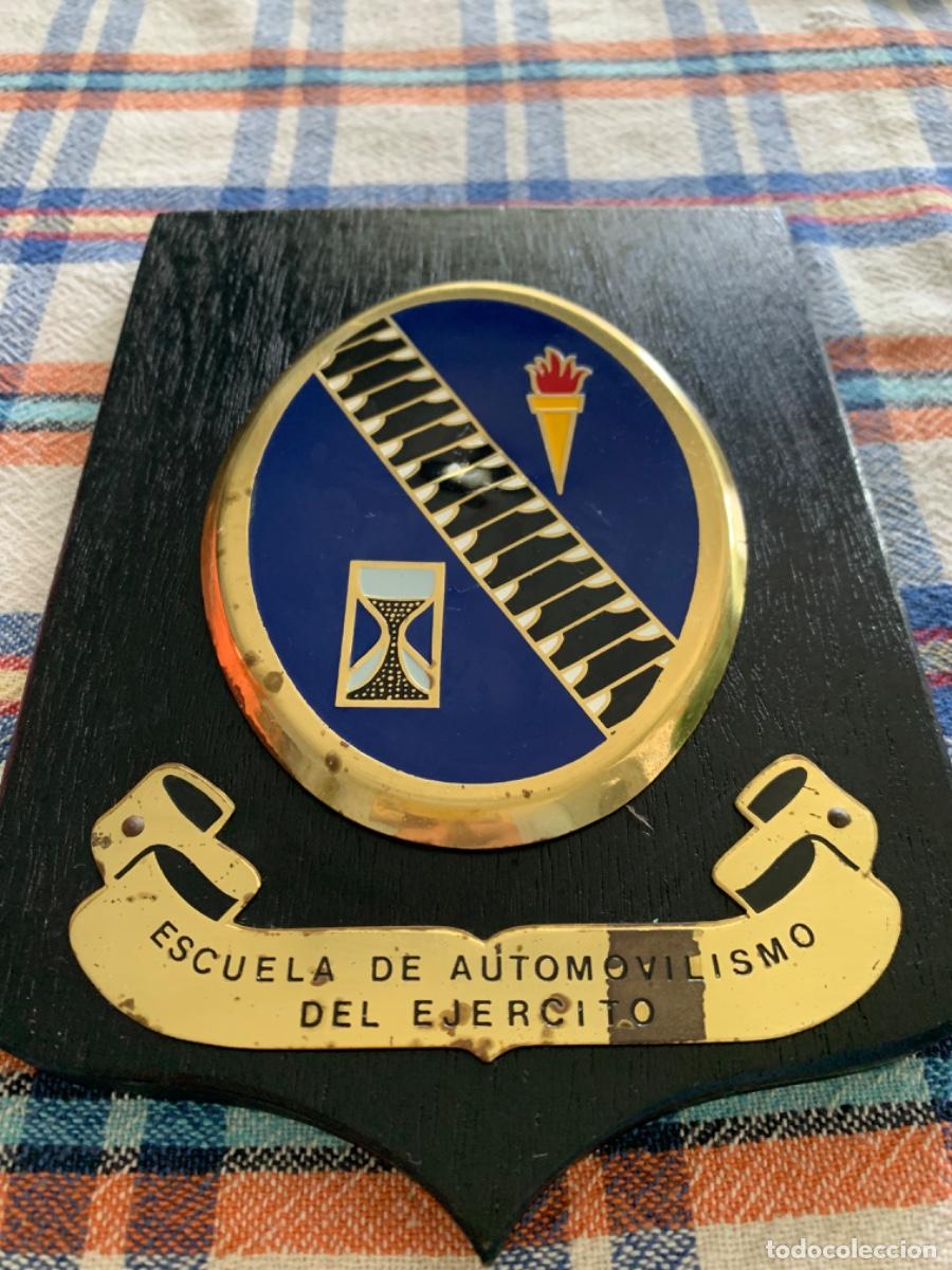 Militaria: Metopa Escuela Automovilismo del Ejercito 20x14cm
