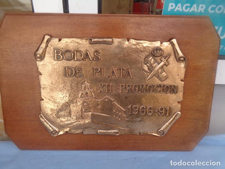 Military Antiques: GRAN METOPA PLACA DE BRONCE GUARDIA CIVIL XII PROMOCI&Oacute;N
