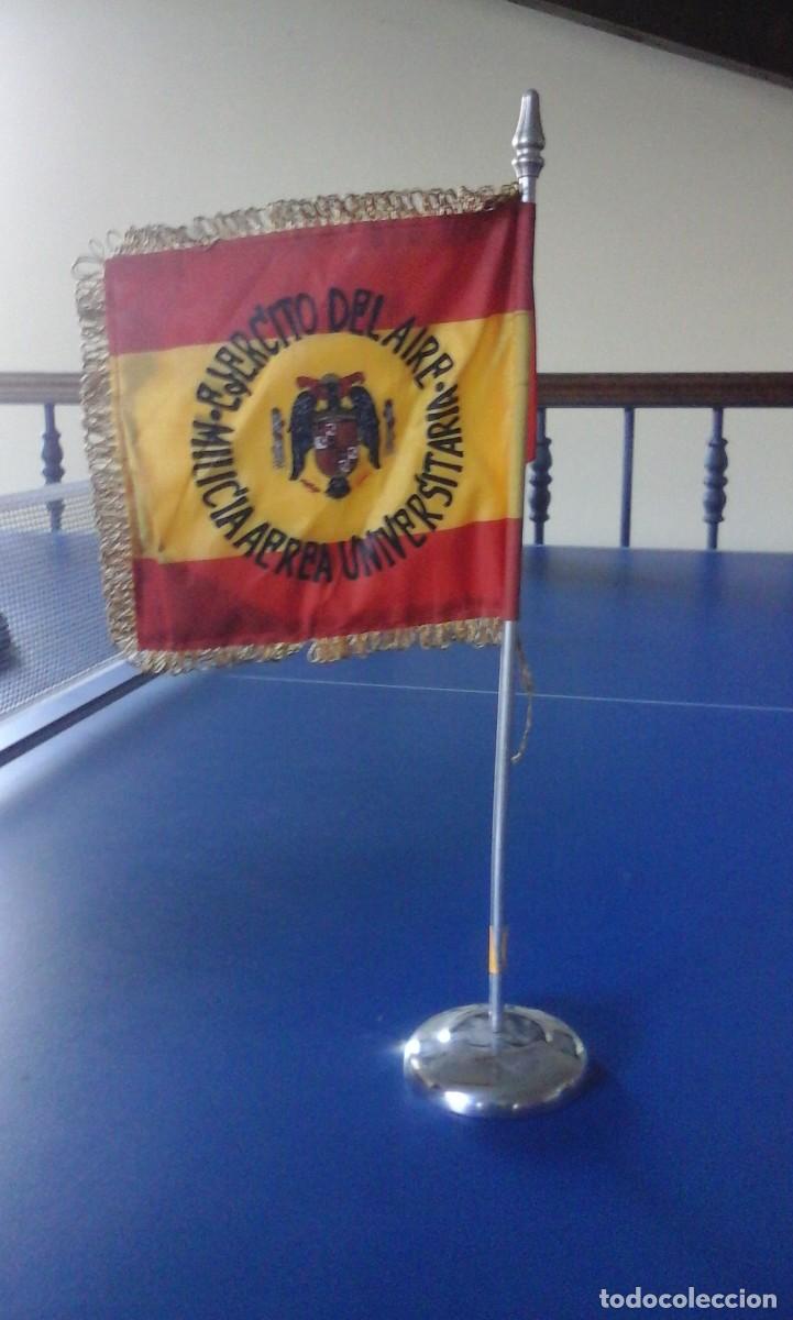 Militaria: BANDER&Iacute;N DEL EJ&Eacute;RCITO DEL AIRE. MILICIA A&Eacute;REA UNIVERSITARIA con el &Aacute;guila de San Juan (HACIA 1970) B